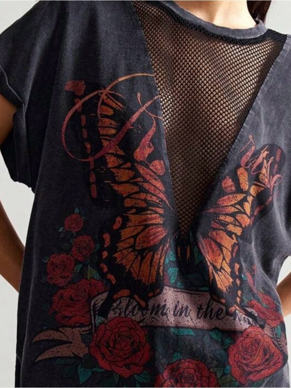 Women’s Black Butterfly Graphic Short Sleeve Tee with Mesh Inset NWOT Medium - Picture 5 of 8